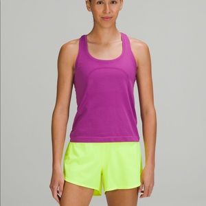 Lululemon Swiftly Tech Racerback Tank Top 2.0 *Race Length in Vivid Plum Size 8